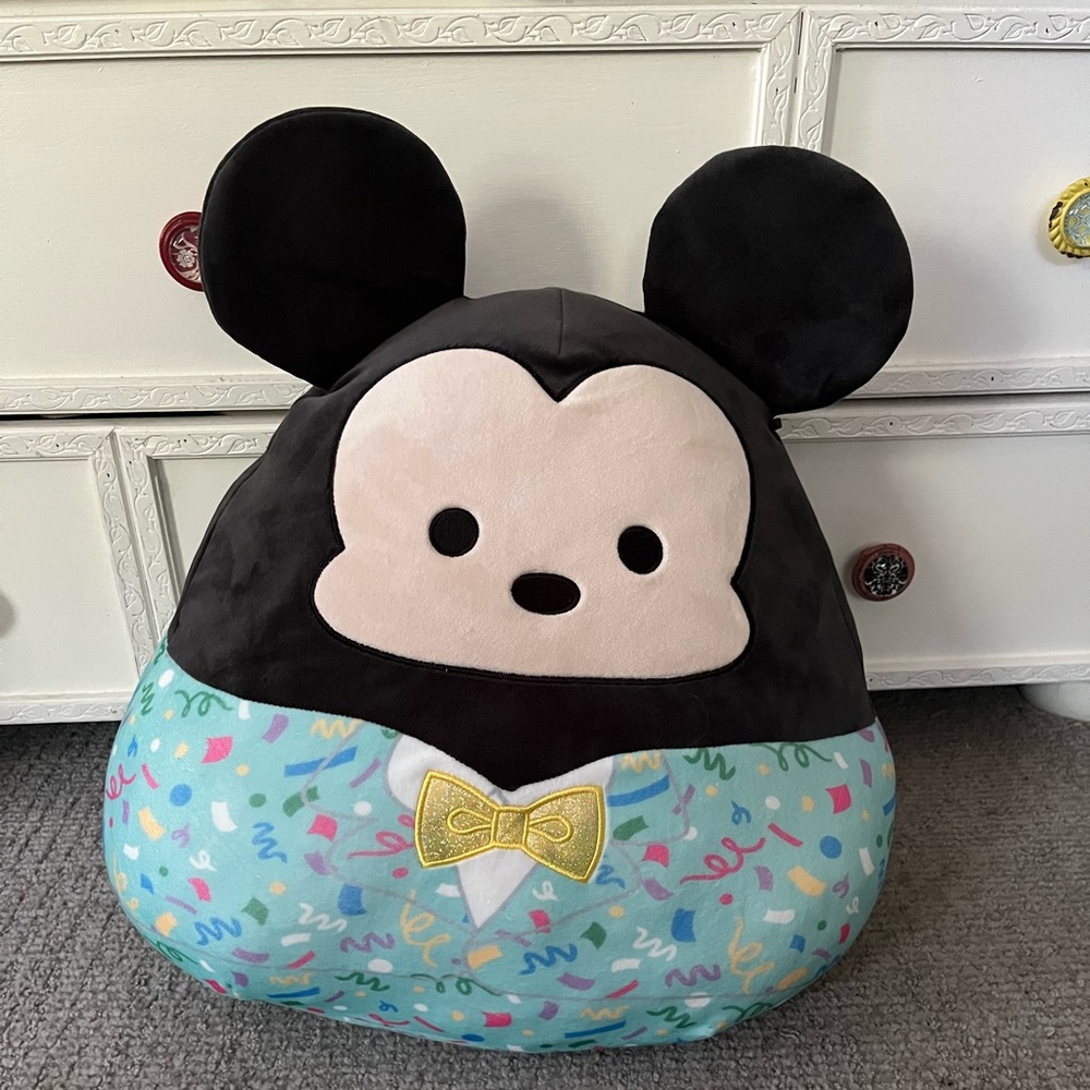 Disney Mickey Mouse Holiday Celebration Squishmallow